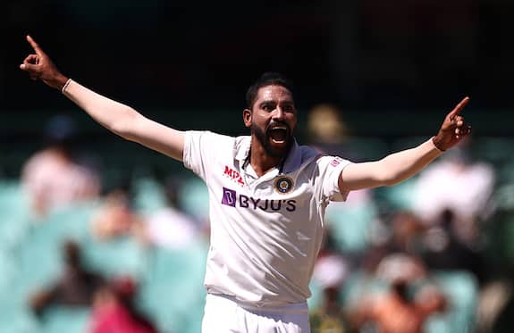 Mohammed Siraj makes County debut with five-fer for Warwickshire
